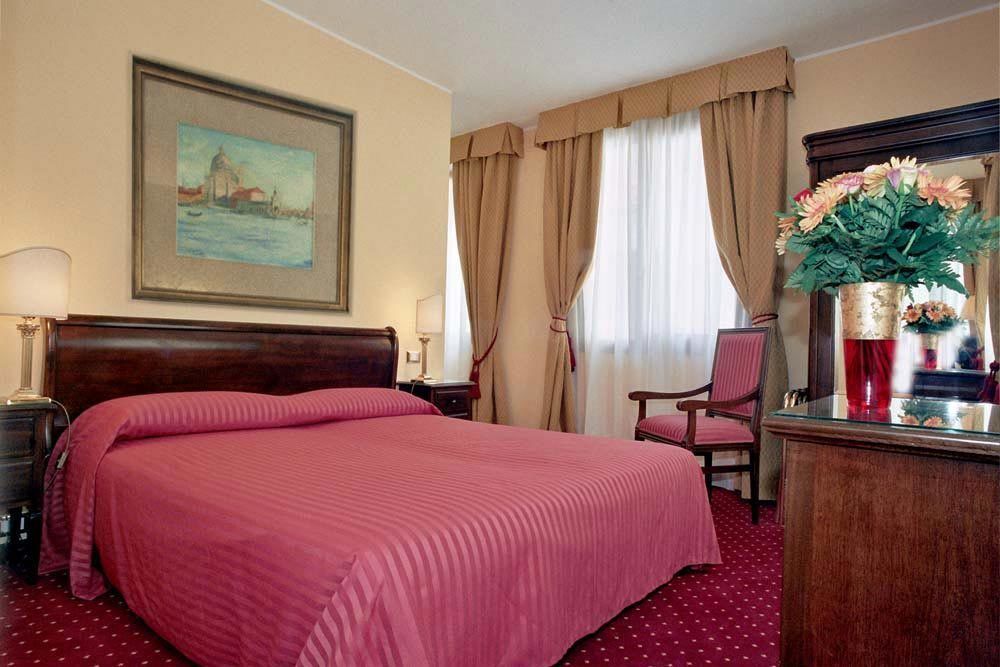 Acca Hotel Venecia Habitación foto
